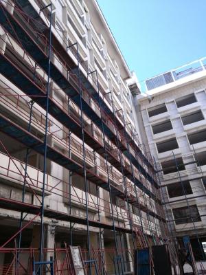 Πλαισιακή σκαλωσιά σε όψη του κτριρίου