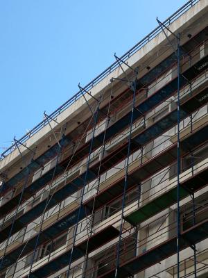 Πλαισιακή σκαλωσιά  (χρήση προβόλων)